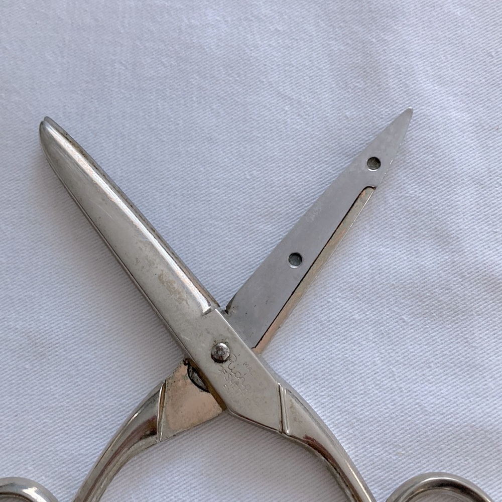 RUSTLESS SCISSORS - Picture 6 of 9